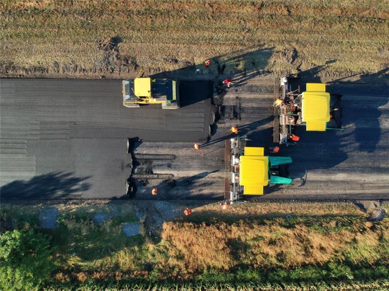 asphalt paving